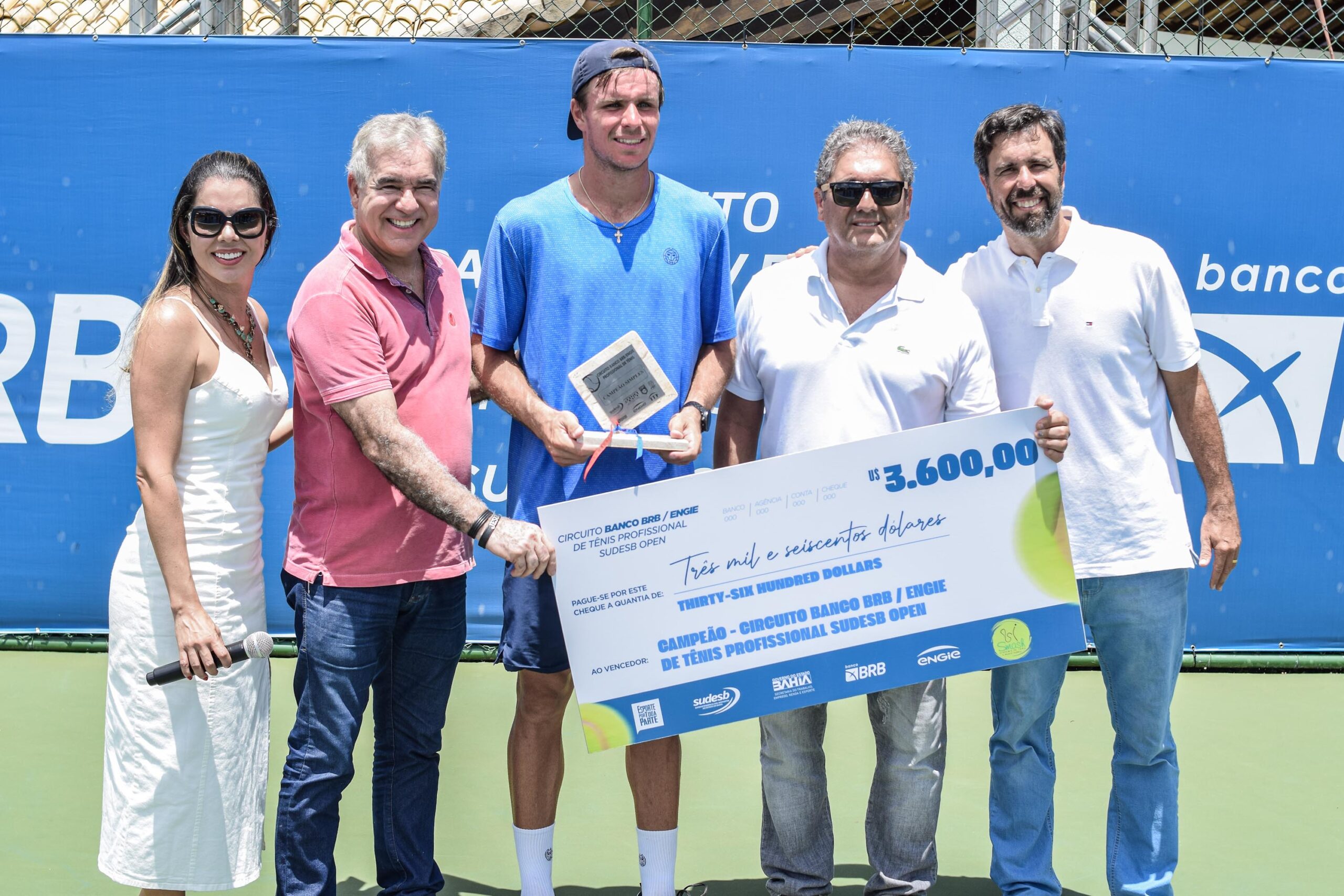 Cazaque Dmitry Popko conquista, em Feira de Santana (BA), seu quarto título na temporada