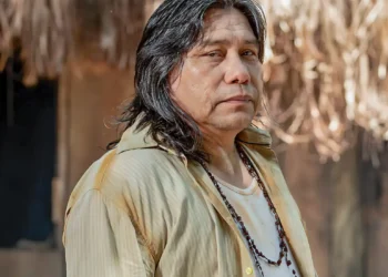 “Aprender é se espantar”, diz Daniel Munduruku na Feira do Livro