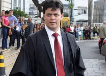 Advogado criminalista Daniel Keller é encontrado morto em quarto de hotel