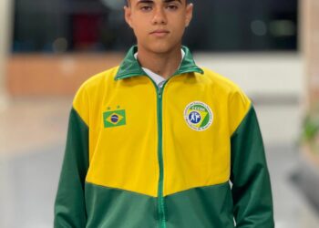 Promessa do karatê, adolescente de Pau da Lima conquista pódio em competição internacional