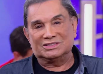 Dedé Santana recebe alta após internação