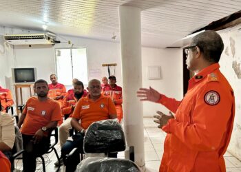 Defesa Civil inicia curso de combate a incêndio florestal