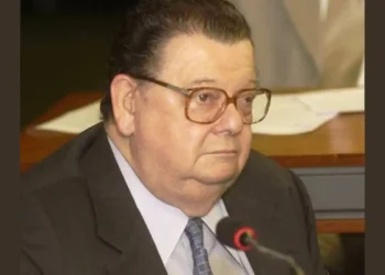 Morre, aos 96 anos, o ex-ministro Delfim Netto