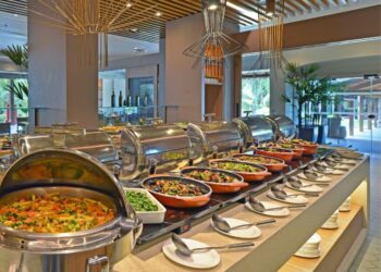 Hotel Deville Prime Salvador celebra o Dia das Mães com almoço especial