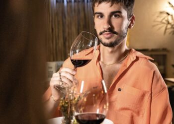 Allê Varanda Bar promove primeira edição do DiVino by Allê, com “open” de vinho