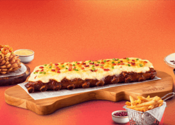 Outback inova e lança ‘Epic Trio’ com torre Bloomin’ Onion com camarões e pratos com repaginação