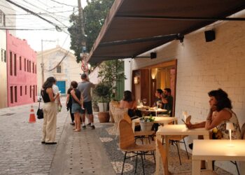 Casa Chálabi lança jantar especial para o Dia dos Namorados com menu exclusivo