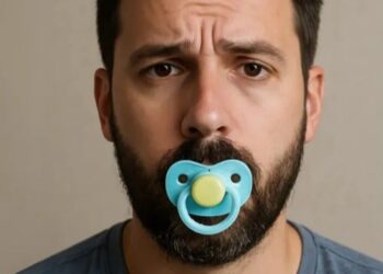 Chupeta para adultos viraliza e acende alerta de especialistas