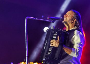 Larissa Marques, Berguinho e Dorgival Dantas se apresentaram no último dia de São João da Bahia no Parque de Exposições