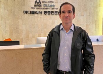 Ortopedista da Clínica Omane, Dr. David Sadigursky, participa de programa em ‘Medicina Intervencionista da Dor’, na Coreia do Sul