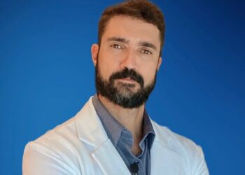 Campanha Agosto Azul Vermelho alerta para importância do check-up vascular