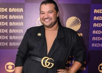 Dudu Barros convida para desfile de apresentação das fantasias do Carnaval do San Folia