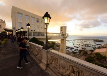 Elevador Lacerda requalificado facilita mobilidade no Carnaval de Salvador