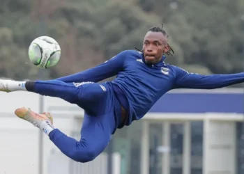 ‘Não sabia que era jogador’, diz Elis após acordar do coma
