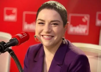 Morre Émilie Dequenne, atriz vencedora de prêmio em Cannes, aos 43 anos