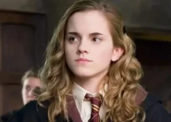 Emma Watson é proibida de dirigir após receber quarta multa por excesso de velocidade