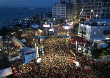 Projeto da Prefeitura, Cole no Centro levou nove palcos, Pôr do Sol e atrações diversas para o Centro Histórico de Salvador