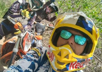 Farol da Barra é ponto de partida da maior expedição de moto off-road do Nordeste