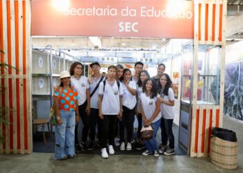 Estudantes da rede estadual de Salvador e Lauro de Freitas visitam a Fenagro