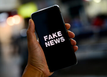 Quase 90% dos brasileiros admitem ter acreditado em fake news