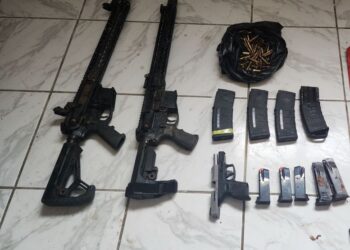 Traficante de armas é capturado com fuzis em operação das Polícias da BA e PE