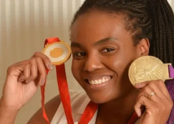 Bicampeã Olímpica, Fabiana anuncia aposentadoria aos 39 anos: “Minha despedida chegou”