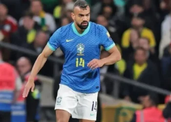 Éder Militão é cortado por lesão e Fabrício Bruno é convocado para Seleção Brasileira