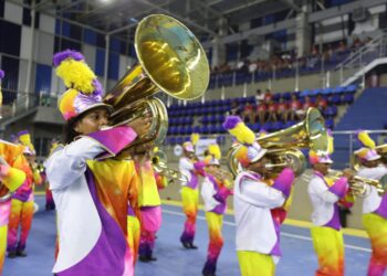 Fanfarras escolares ensaiam para o Desfile de 7 de Setembro