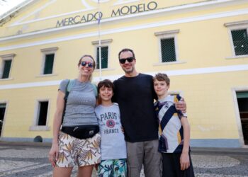 Bahia avança no turismo com a chegada de mais de 90 mil visitantes estrangeiros no 1º semestre de 2025