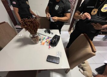 Preso acusado de extorsão mediante ameaça de divulgar imagens íntimas