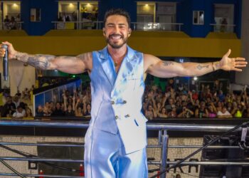 Papazoni comanda festas em Ribeira do Pombal e Teixeira de Freitas essa semana