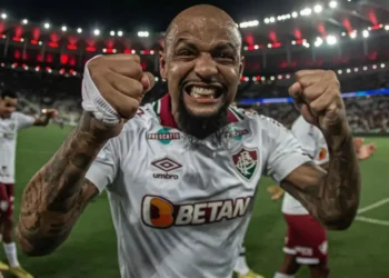 Felipe Melo negocia com a Globo para atuar como comentarista, diz portal