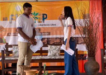 Festas literárias mobilizam estudantes da rede estadual de Salvador e Riachão do Jacuípe