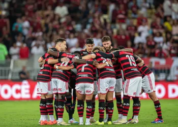 Flamengo comunica saída do técnico Tite
