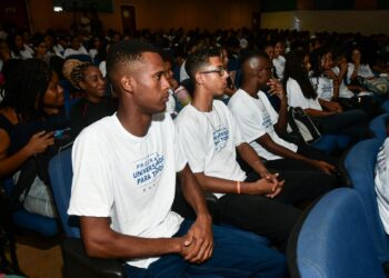 Programa Universidade para Todos (UPT) 2025 vai ofertar mais de 20 mil vagas este ano e inscrições começam na terça-feira (18)