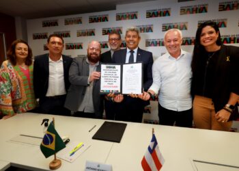 Governo do Estado investe R$ 24 milhões na educação e abastecimento de água de Jaguarari