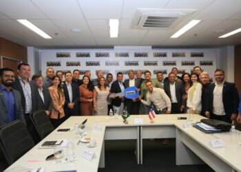 Governo anuncia ações emergenciais e programa de investimentos para novos prefeitos