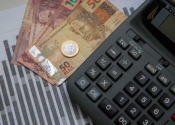 Atividade econômica tem alta de 0,01 em novembro