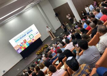 Pequenos produtores e agricultores familiares da Bahia têm formação sobre nova lei que certifica alimentos no estado