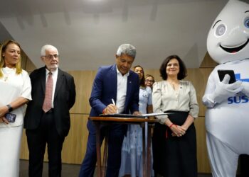 Bahia lidera transformação digital da saúde pública no Brasil com assinatura de protocolo de intenções pioneiro