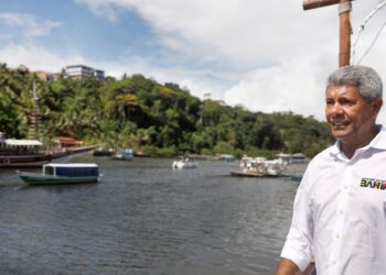 Governador Jerônimo registra marca de 300 municípios baianos visitados: “orgulho do trabalho feito até aqui e motivado para seguir firme e em frente”