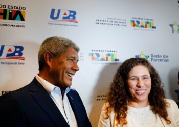 Governos do Estado e Federal firmam acordo para modernizar e agilizar processos administrativos