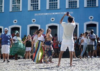 Bahia lidera crescimento da receita no turismo nacional e tem estimativa de expansão