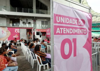 Outubro Rosa: Governo do Estado oferece 30 mil mamografias gratuitas para a prevenção ao câncer de mama