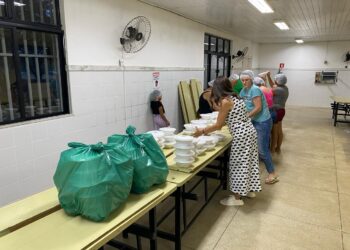 Secretaria da Educação do Estado dá apoio à população atingida pelas chuvas na Bahia