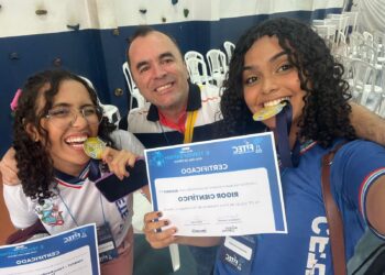 Participação de estudantes do CETEP Região Metropolitana na 23ª Feira Interativa de Tecnologia e Ciência Brasil, no Paraná, rende seis prêmios