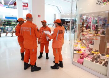 Operação Bombeiro Total já realizou 1.300 fiscalizações a edificações comerciais em todo o estado