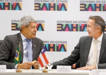 Governos federal e estadual assinam termo para construção de barragens beneficiando quase 200 mil baianos