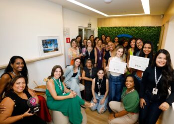 No mês do trabalhador, Selo Lilás promove igualdade de gênero e valorização das mulheres nas empresas