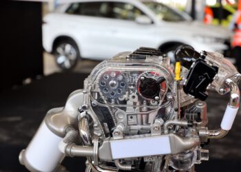 “A Bahia se consolidará como um dos principais centros de inovação e geração de empregos do Brasil”, destaca governador durante visita as obras da fábrica da BYD